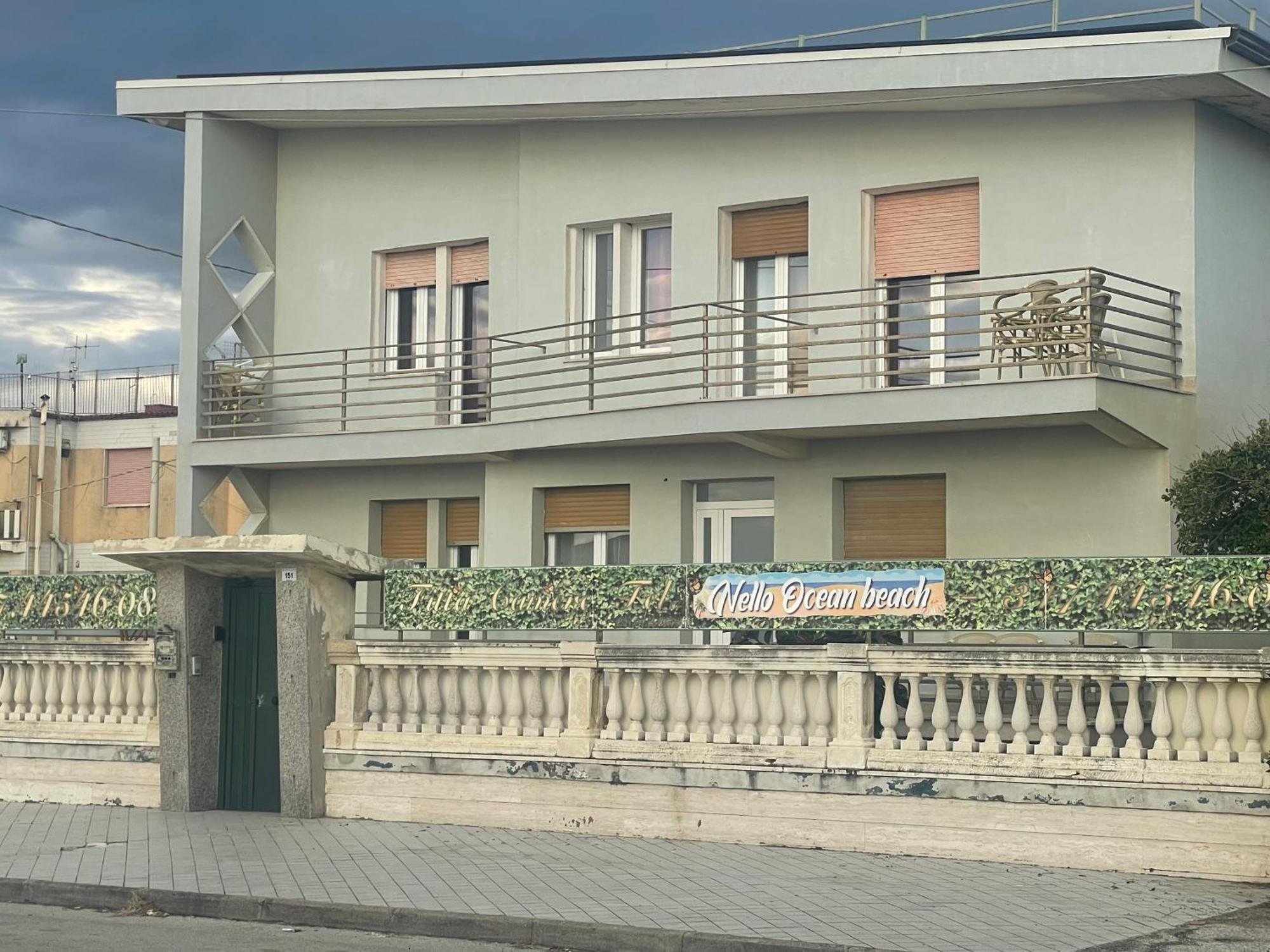 Villa Belvedere Mini Appartamento Pontecagnano Exterior photo
